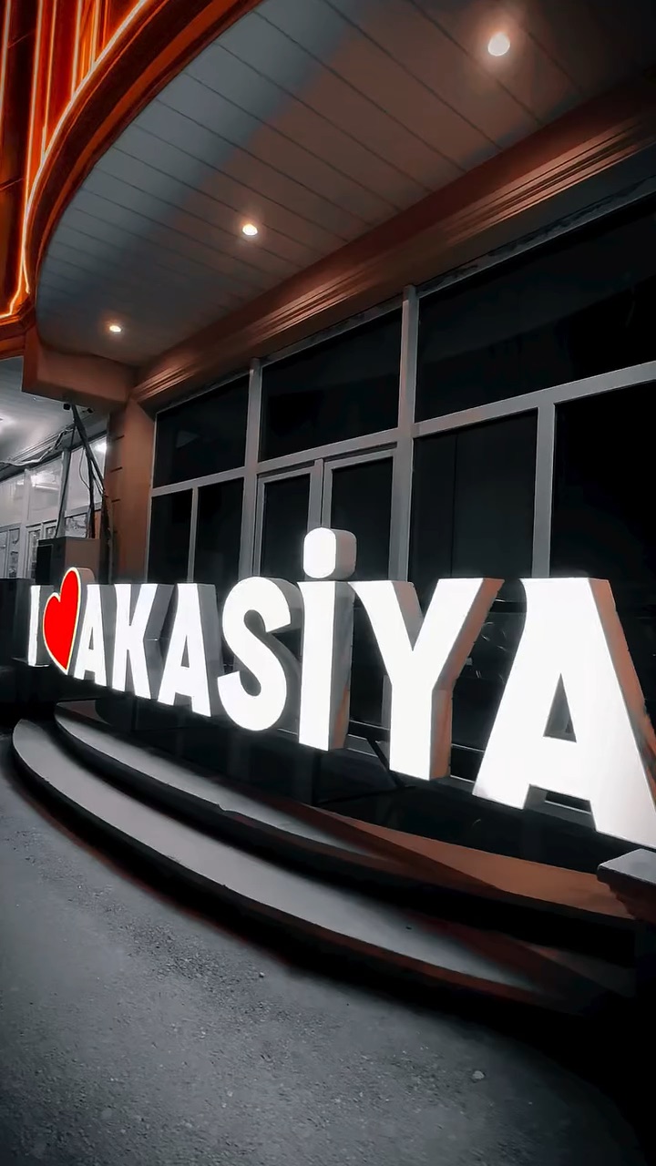 Akasiya Palace