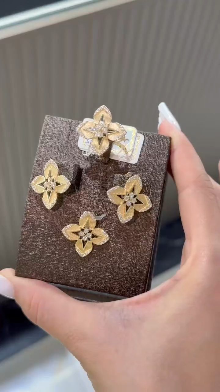 New Jewellery