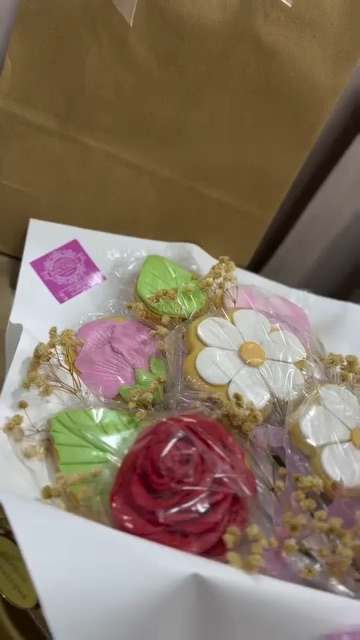 Mehin Cake
