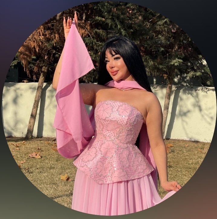 Manolya Ziyafət Geyimləri