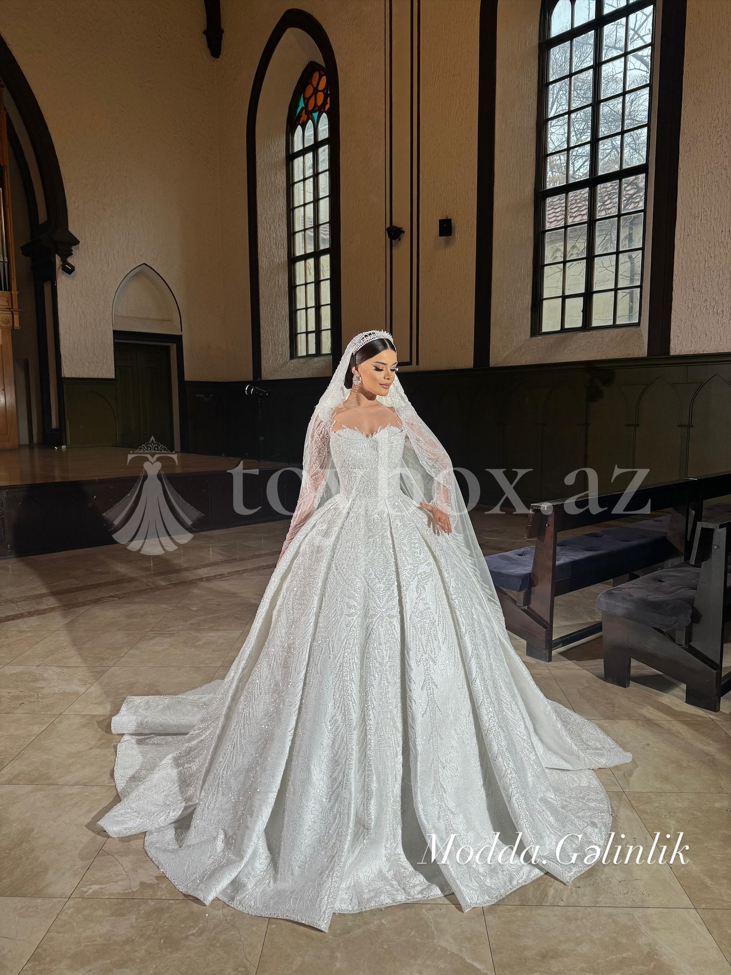 Moda Gəlinlik