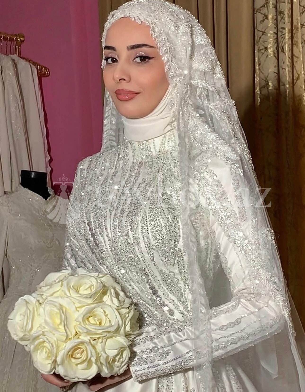 Lova Hicab Gəlinlik Butik