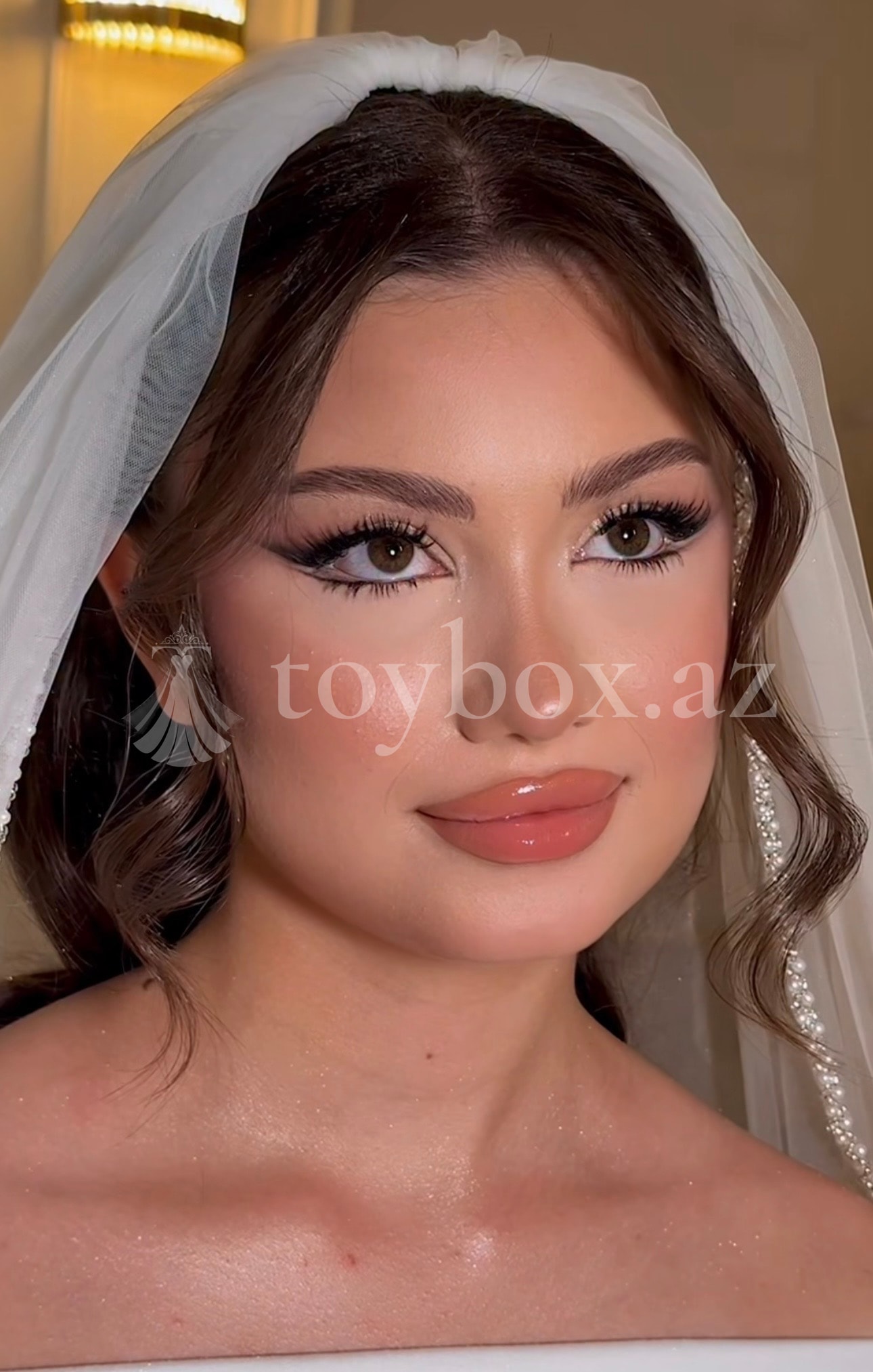 Narmi Make Up