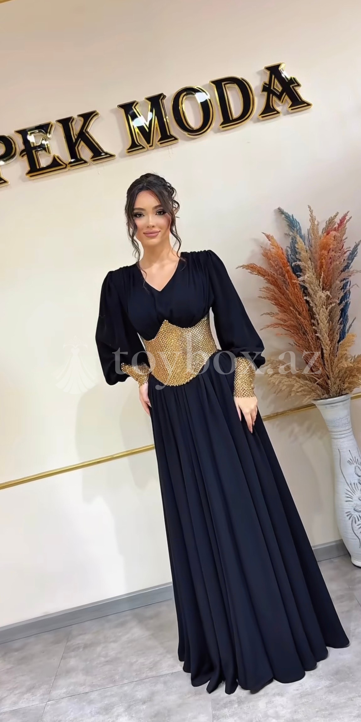 İpək Collections